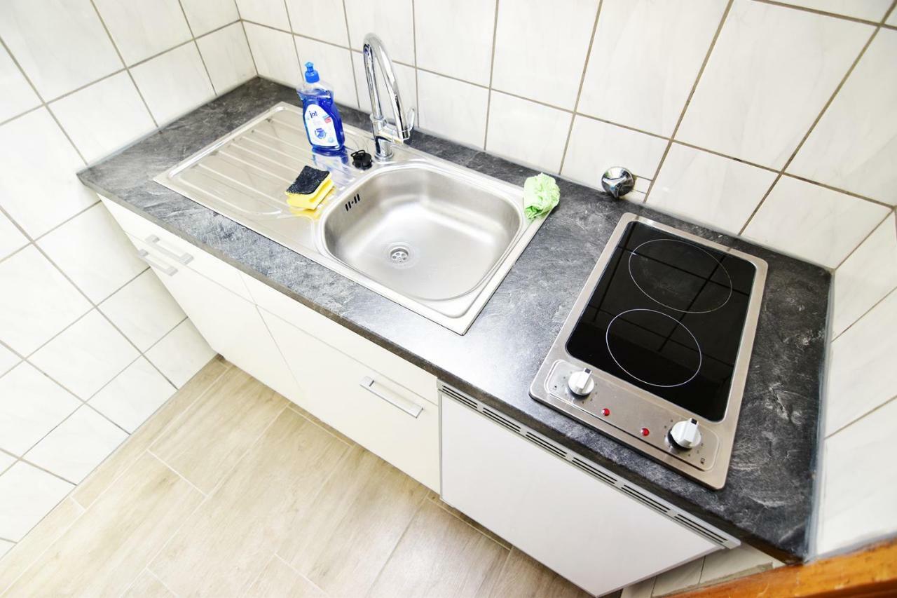 Apartment Koeln Porz Esterno foto